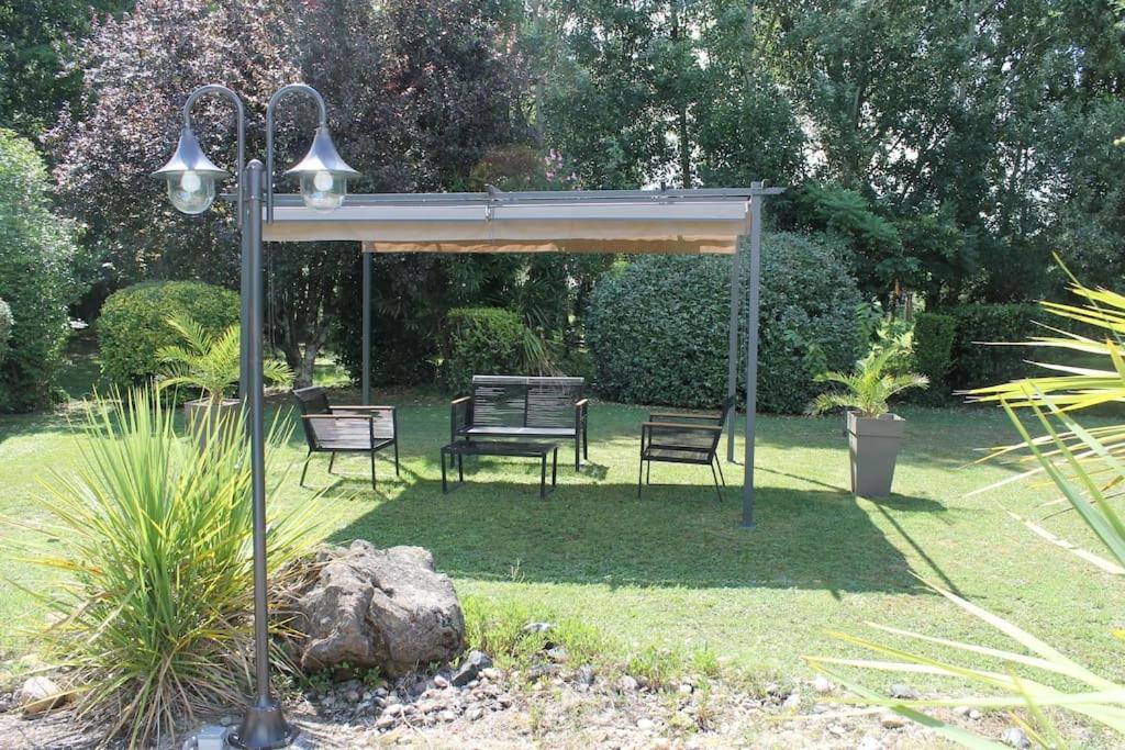 Independant Tres Calme Dans Propriete Apartment