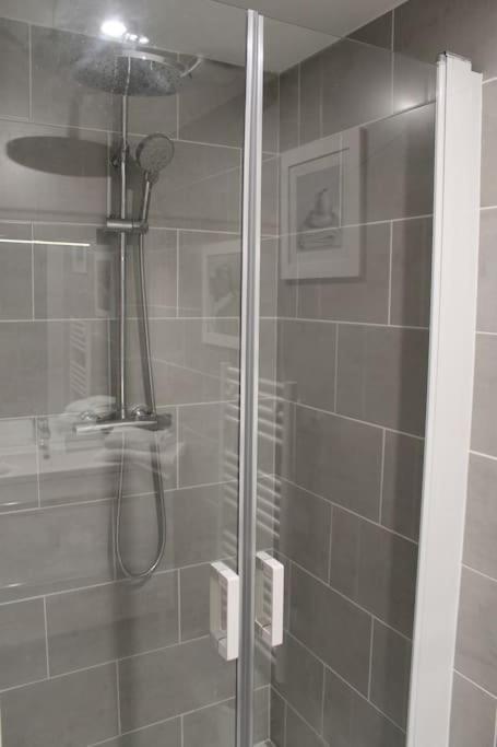 Apartment Independant Tres Calme Dans Propriete Saint-Loubes